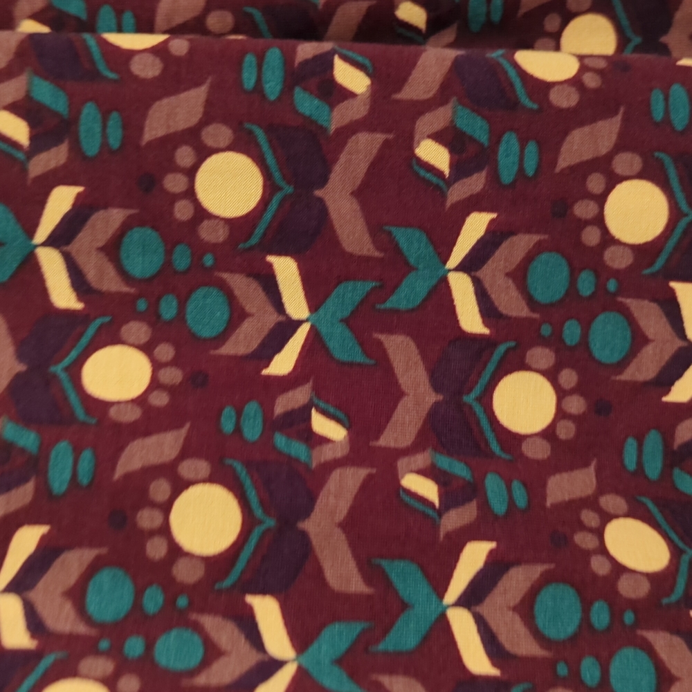 LuLaRoe 2xl Madison box pleat skirt with Pockets! - Picture 2 of 3